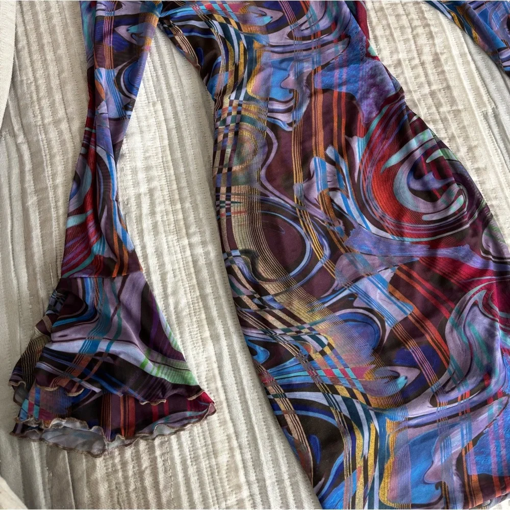 Simon’s Red and Blue Bodycon Dress with Bell Sleeves - Picture 2 of 2